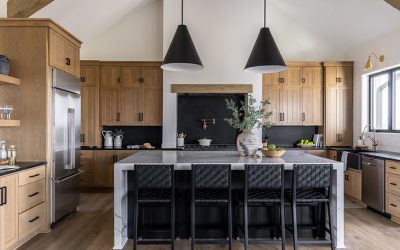 Wood Kitchen Cabinets Are Back in Style, Here’s What You Need to Know